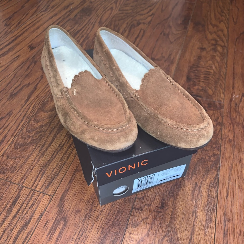 Vionic Women’s Slippers